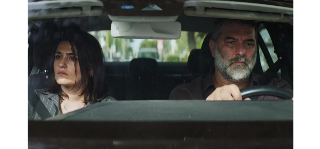 Σπασμένη Φλέβα: H νέα ταινία του Οικονομίδη που διαδραματίζεται στη Βούλα