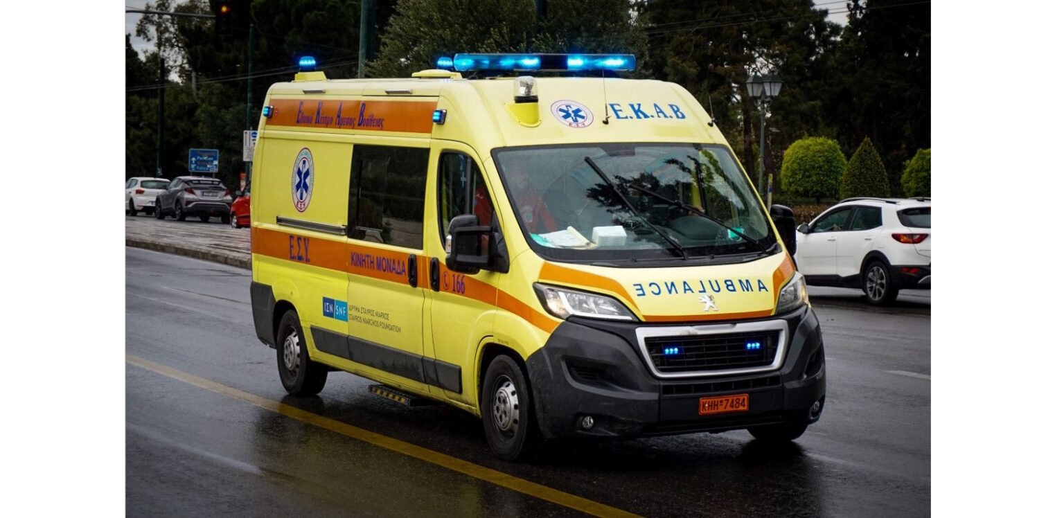 Βούλα: 74χρονος ανασύρθηκε χωρίς τις αισθήσεις του από την παραλία