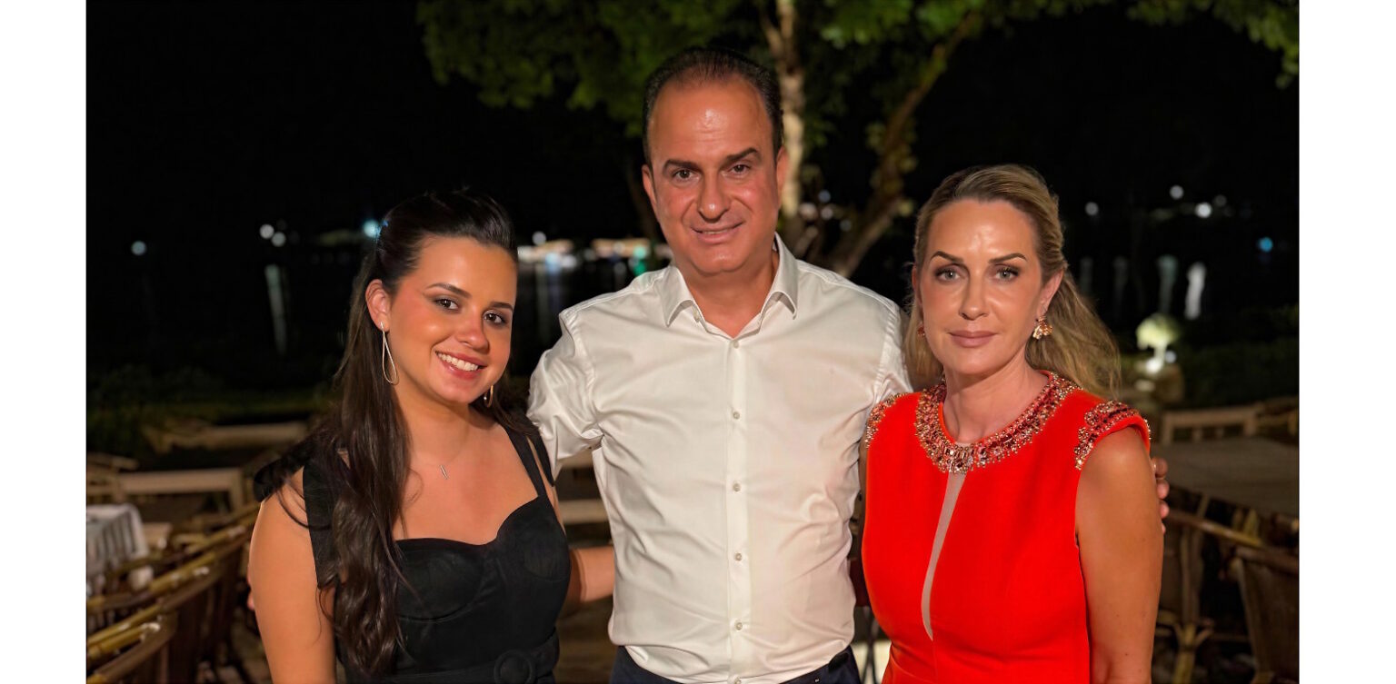 Επώνυμα πρόσωπα στα γενέθλια του Παναγιώτη Κόνσουλα στη Βουλιαγμένη